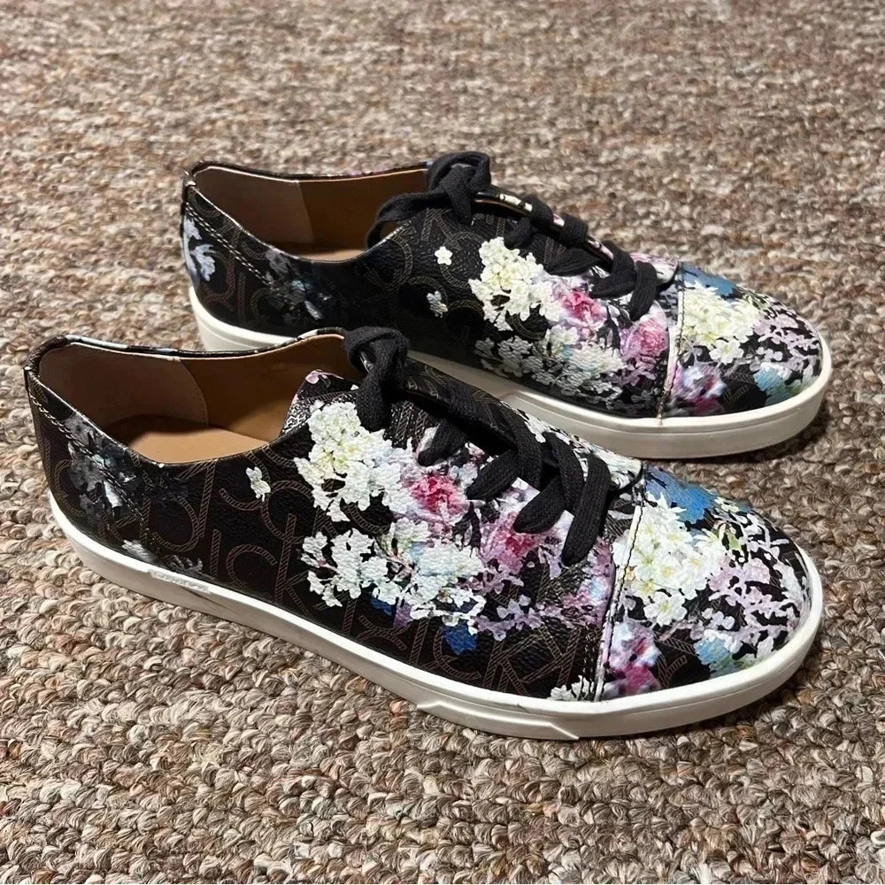 Calvin Klein Imilia size 7 1/2 Flower Walking Sneakers Trainers - Picture 3 of 8